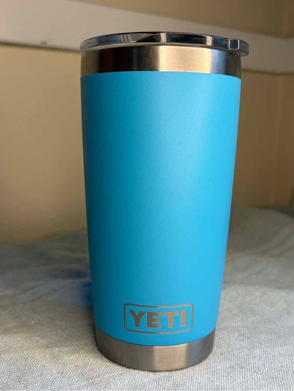 Yeti Reef Blue Stainless Steel Travel Tumbler with Lid 20oz